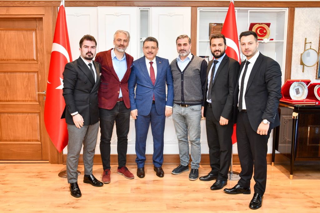 DERNEĞİMİZDEN TRABZON BÜYÜKŞEHİR BELEDİYE BAŞKANI AV. AHMET METİN GENÇ’E HAYIRLI OLSUN ZİYARETİ